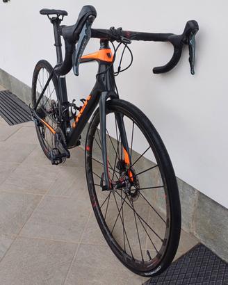TREK EMONDA SLR 8 DISC
