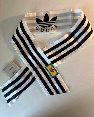 Foulard e Fiocco di seta collezione Gucci x Adidas