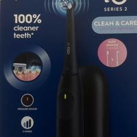 Oral-B iO2 nero + custodia da viaggio