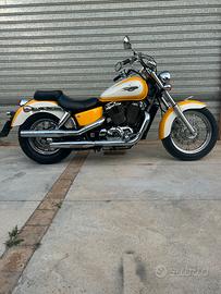 Honda vt 1100 America