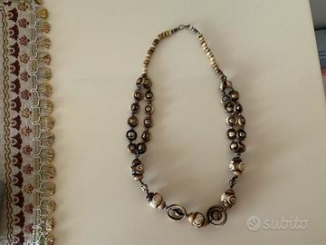 Collana etnica