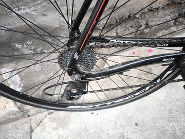 bici da corsa taglia S 