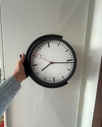 Orologio Ikea bissing bifacciale design industrial