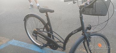 bicicletta da donna completamente messa a nuovo 