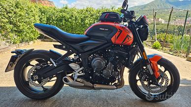 Triumph Trident 660 Matt Baja Orange