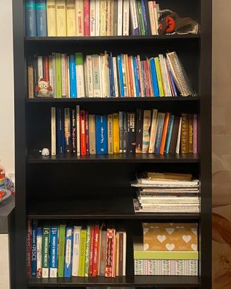 Libreria nera a 6 mensole per casa o ufficio