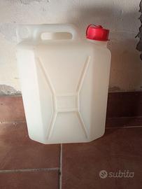 Taniche di plastica