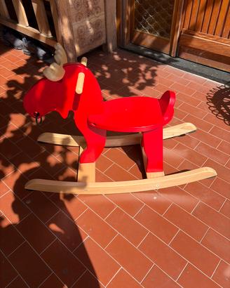Cavallo a dondolo a forma di alce