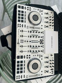 Denon Prime 4 White