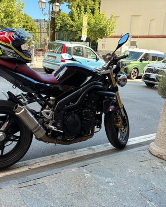 Triumph Speed Triple 1050