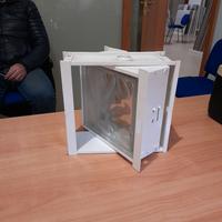 telaio per vetro mattone apribile.