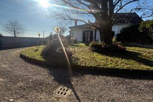 BIFAMILIARE CON GIARDINO IN VIA VILLASANTA 15, VIM