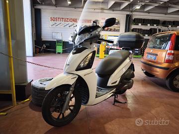 Scooter Kymco people Gt 300 abs