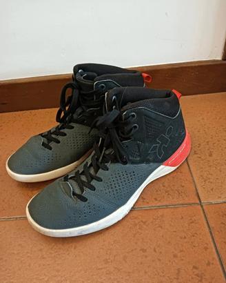 Scarpe da ginnastica tipo Basket Kipsta - Tg. 39