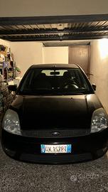 Ford Fiesta 2004