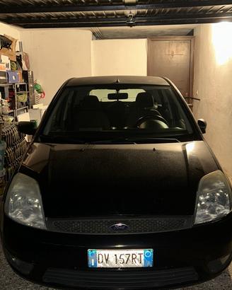 Ford Fiesta 2004
