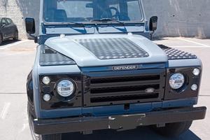 Defender 90 Soft Top TDI 200