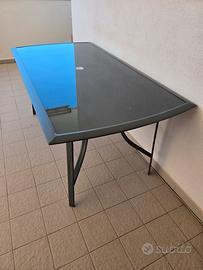 Tavolo in alluminii e vetro temperato 