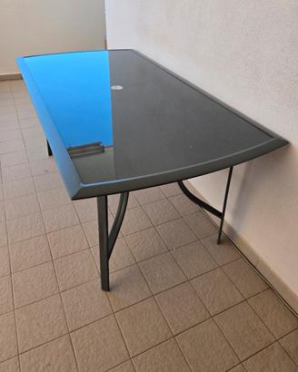 Tavolo in alluminii e vetro temperato 