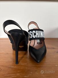 Décolleté Moschino