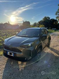 Yaris cross lounge 1.5 cvt 130cv + gancio traino