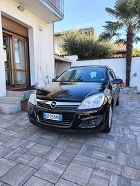 Opel astra station wagon