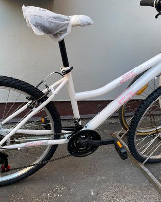 BIKE MTB BICICLETTA 26’ DONNA (NUOVA)