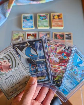 lotto carte Pokemon vintage e moderne 