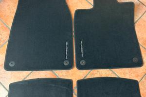 Porsche Taycan Tappetini moquette originali