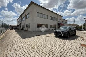 LABORATORIO A CASCINA