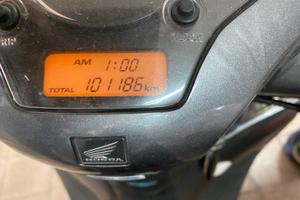 Honda SH 300