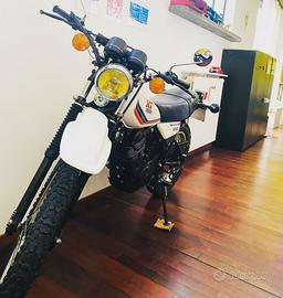 YAMAHA XT 250