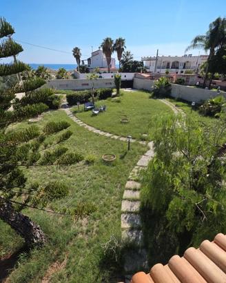 Villa Indipendente Con Giardino Saline