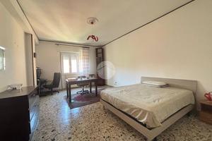 MONOLOCALE A CASERTA