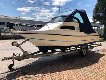 Scafo Sidra semicabinato