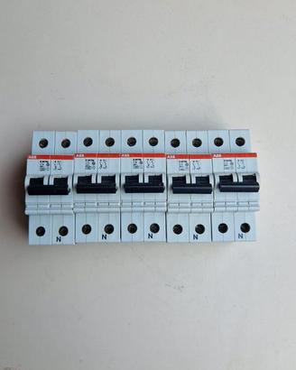 5 Interruttori magnetotermico ABB