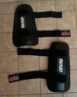 protezioni tibie da boxe sap