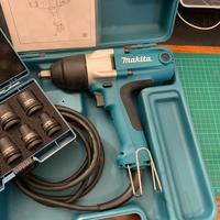 Makita avvitatore a massa battente