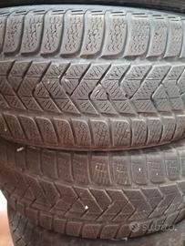 Gomme Pirelli