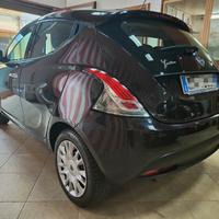 Lancia Ypsilon 1.3 MJT 16V 95 CV 5 porte S&S Silve