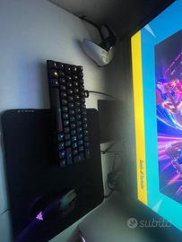 Mouse e tastiera razer