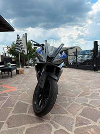 YAMAHA YZF-R125 125cc 4 tempi Full optional racing