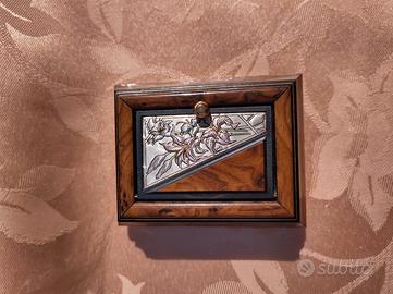Piccolo portagioie Argento/Legno