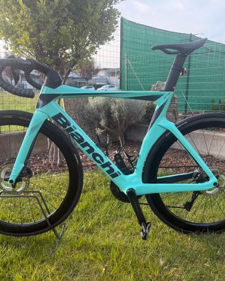 Bici Bianchi Oltre Ultegra Di2