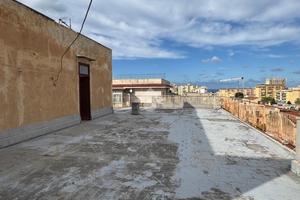 3 LOCALI A PALERMO