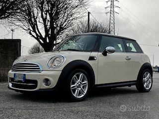 MINI COOPER D 1.6