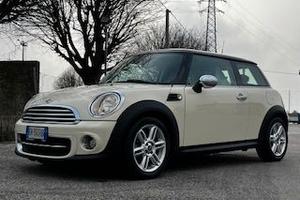 MINI COOPER D 1.6