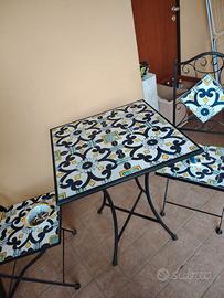 Tavolino da giardino