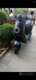 Scooter elettrico 50 cc