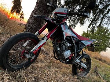 Fantic 125 motard casa